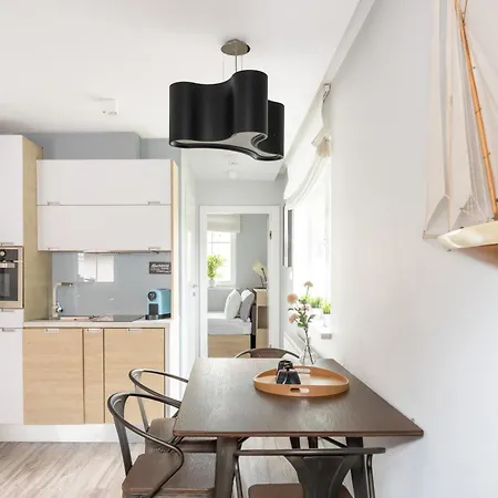 Διαμέρισμα Sobieskiego 13 - Family House With Sky Terrace By Lion *
